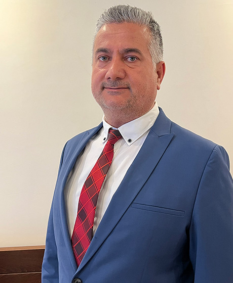 Doç. Dr. Ahmet Efe